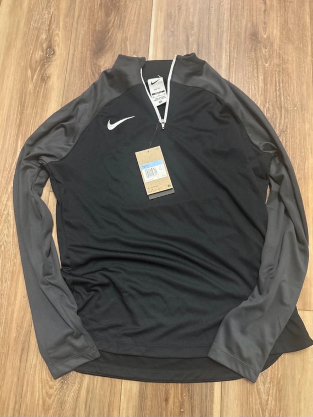 Nike Women’s Black & Gray Quarter-Zip Pullover Jacket